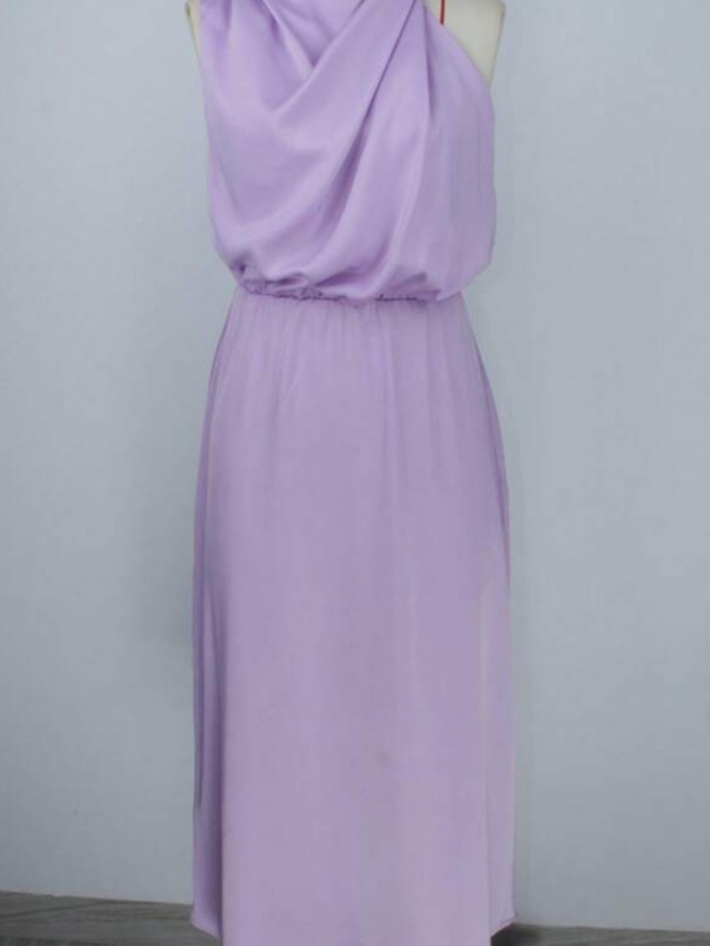 Elegant Lilac Halter Midi Dress - Picture 3 of 3